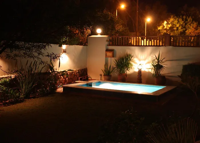 Octopus Apartment - Lagoon Villa